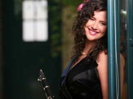 Anat Cohen with clarinet 